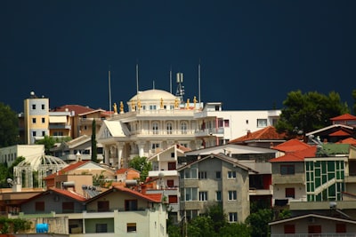 ტირანა